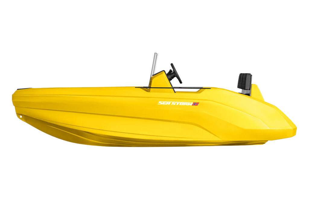 Side View Yellow Sea Storm 12